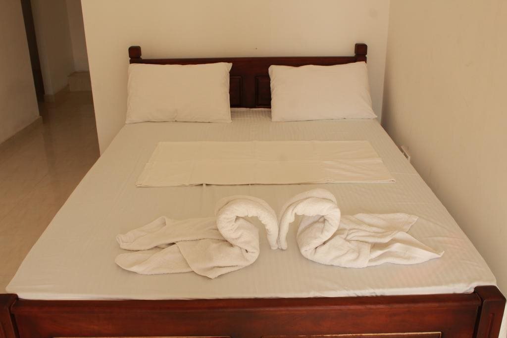 Тиссамахарама: Pearl City Hotel