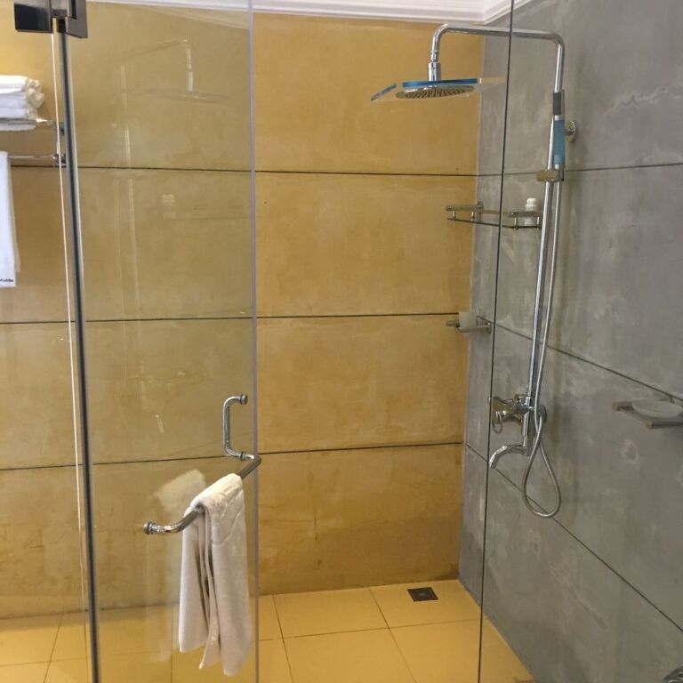 Коггала: Global Surf Lodge Kabalana