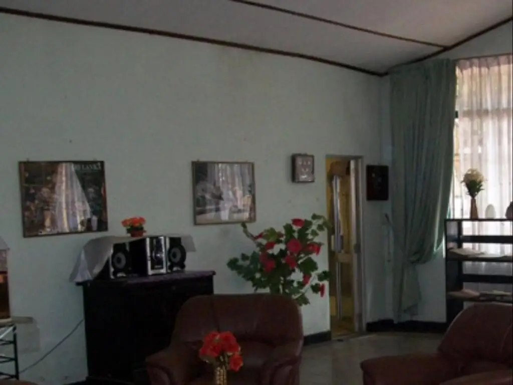 Анурадхапура: Jayabima Rest Hotel