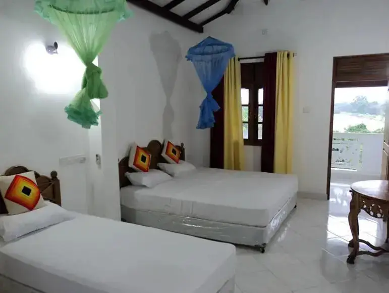 Хабарана: rukmali hotel
