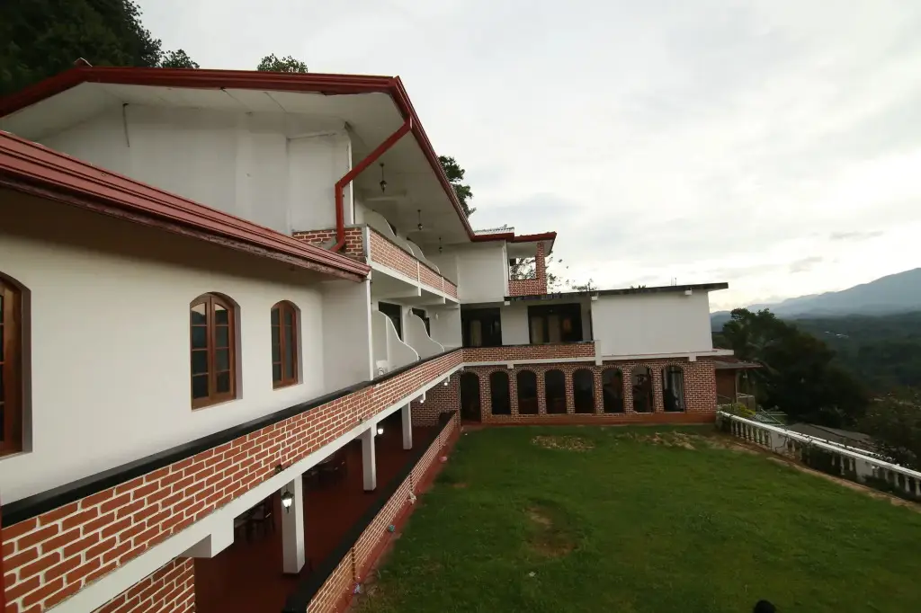 Канди: Mahaweli Regent Hotel