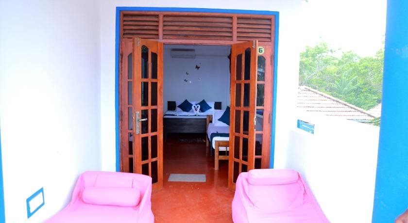 Тангалла: Golden Surfer Beach Hotel