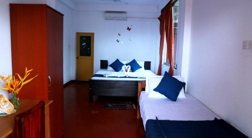 Тангалла: Golden Surfer Beach Hotel
