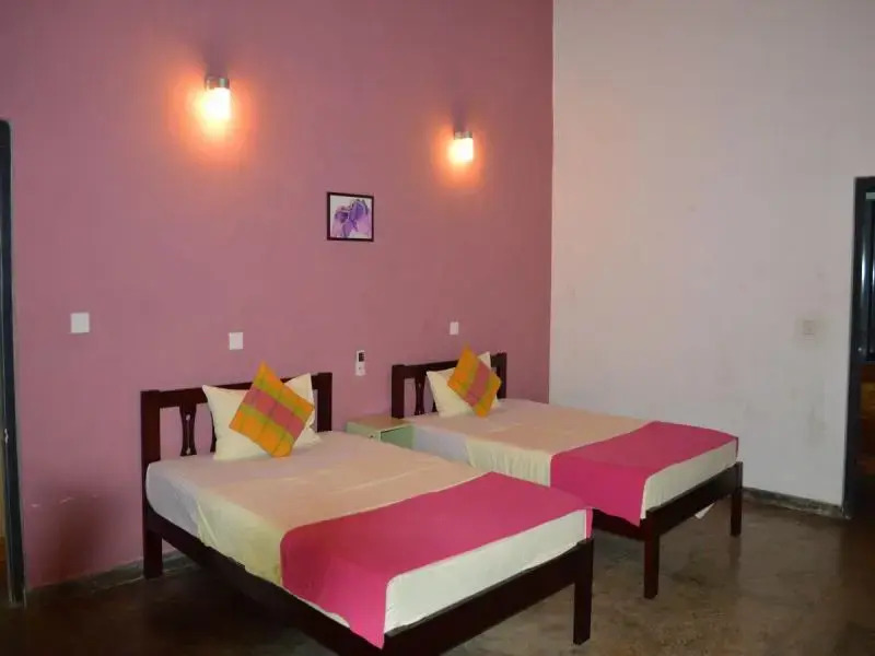 Анурадхапура: Adventurers Lanka Safari Hotel
