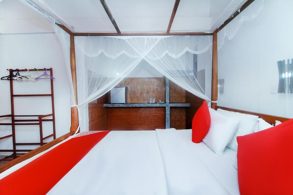Унаватуна: Hotel Happy Night Holiday Inn