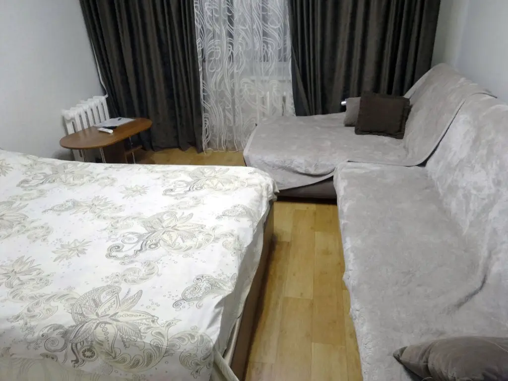 Вологда: Na Pervomajskoj 31A-NaSutki35 Apartments