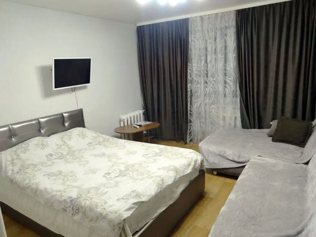 Вологда: Na Pervomajskoj 31A-NaSutki35 Apartments