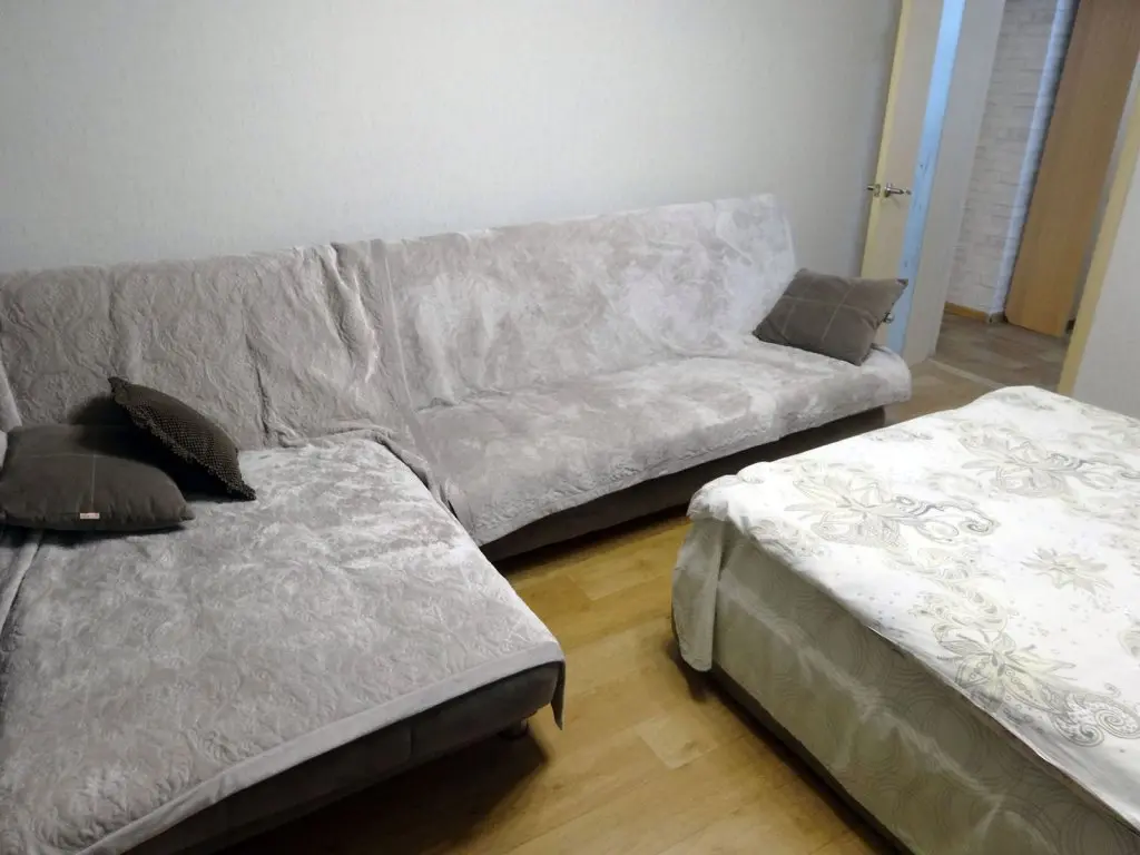 Вологда: Na Pervomajskoj 31A-NaSutki35 Apartments