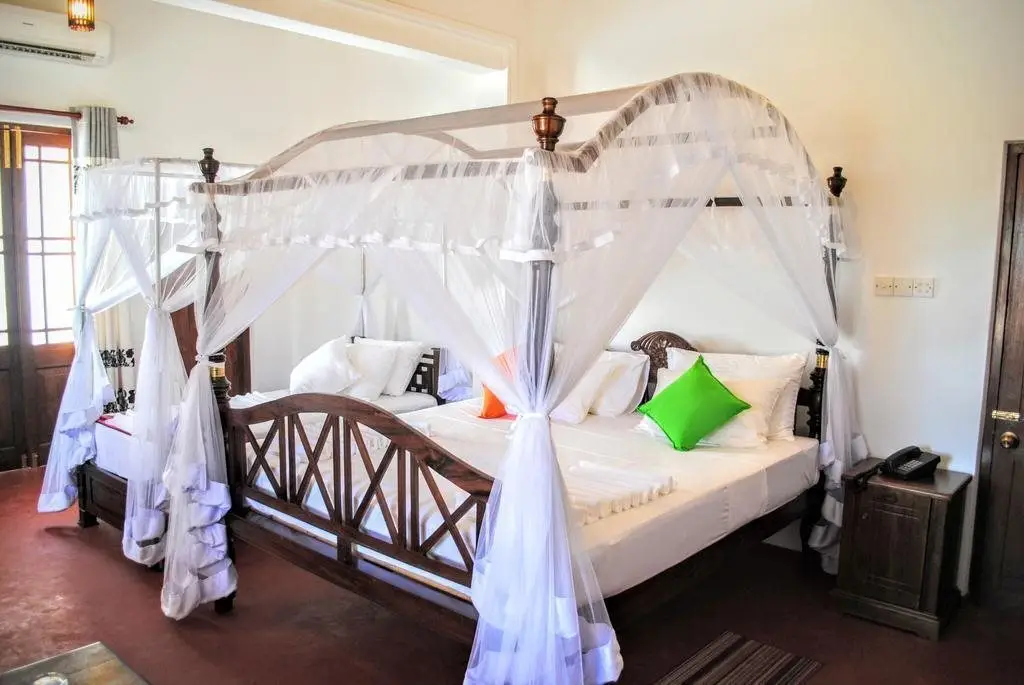 Негомбо: Miura Dutch Edge Hotel