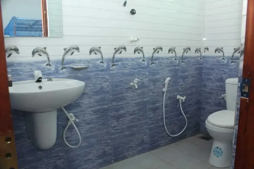Тиссамахарама: Thirasara Holiday Inn
