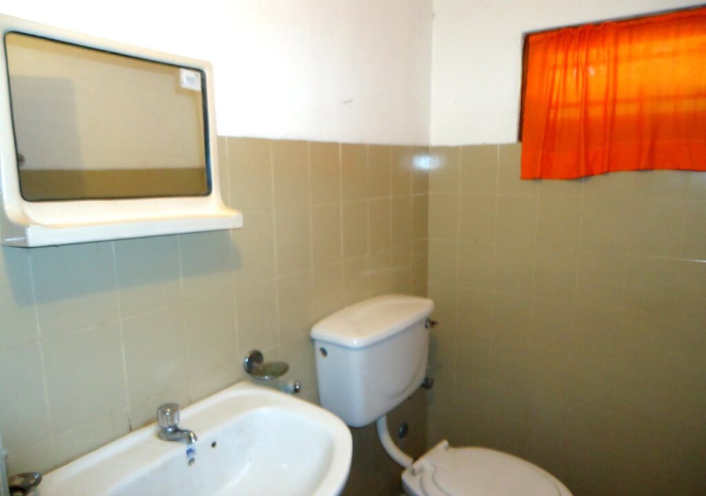 Тиссамахарама: Thirasara Holiday Inn
