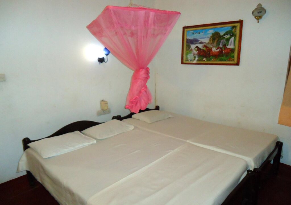 Тиссамахарама: Thirasara Holiday Inn
