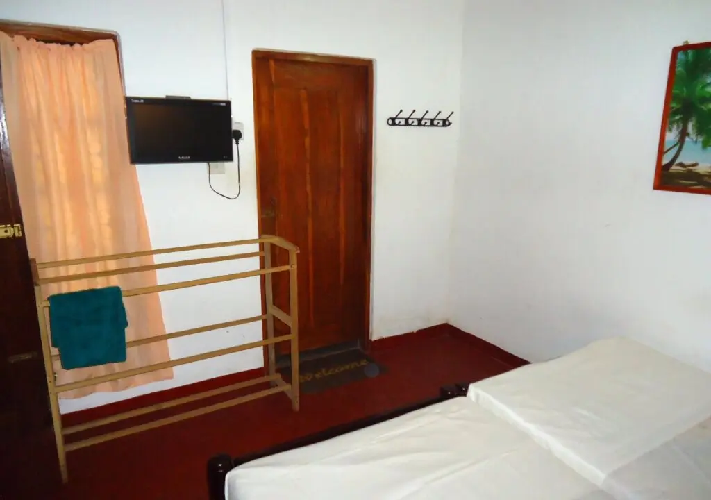 Тиссамахарама: Thirasara Holiday Inn