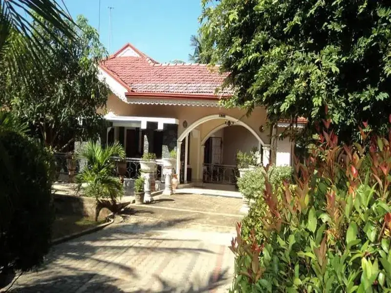 Минувангода: Negombo Holiday Village