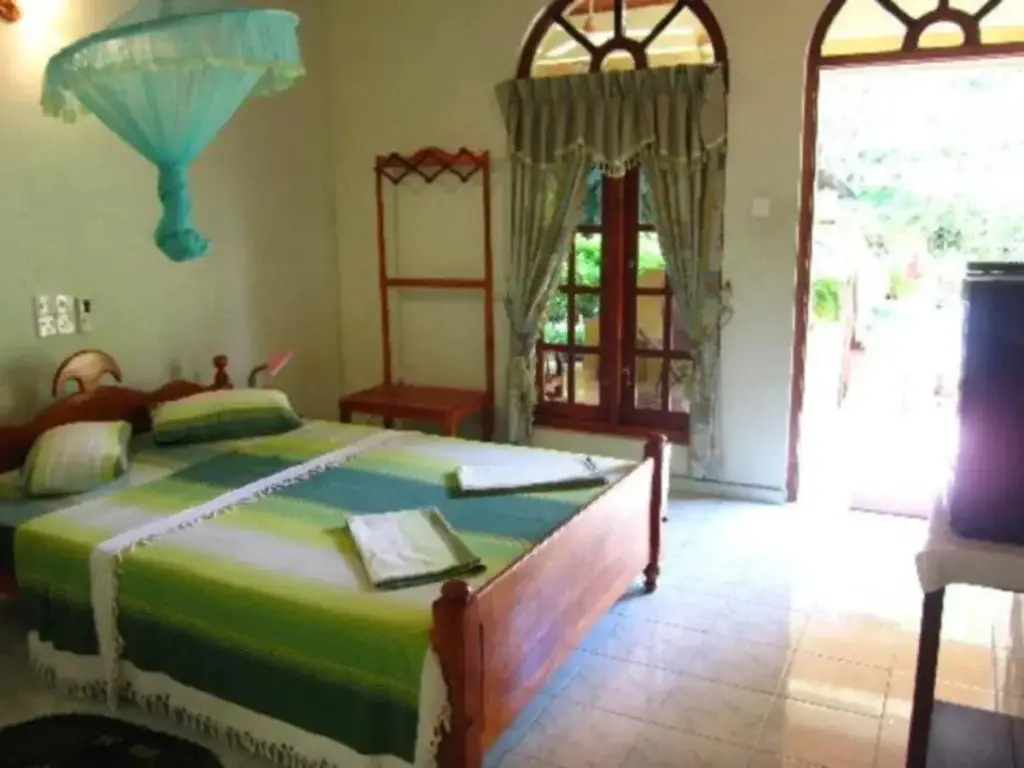 Тиссамахарама: Elephant Camp Guest House