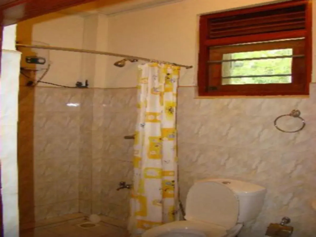Тиссамахарама: Elephant Camp Guest House