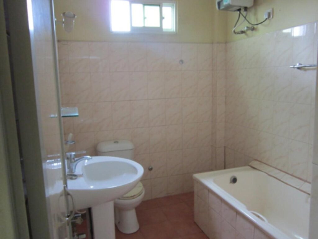 Канди: Nisala Rest Home