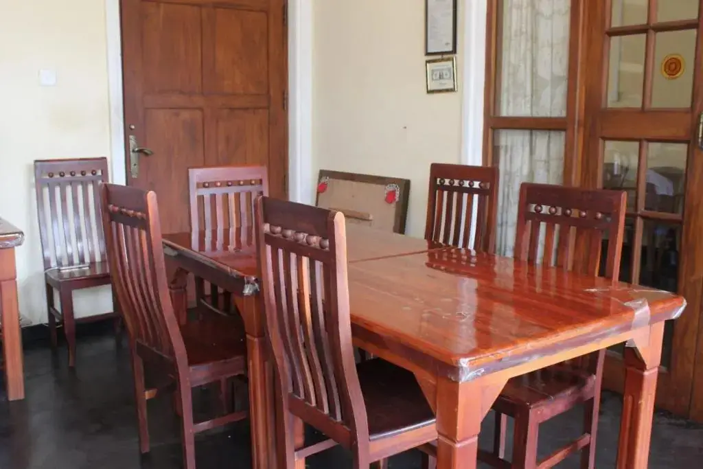 Канди: Lanka Peter's House