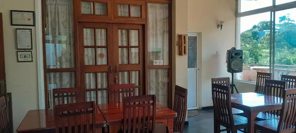 Канди: Lanka Peter's House