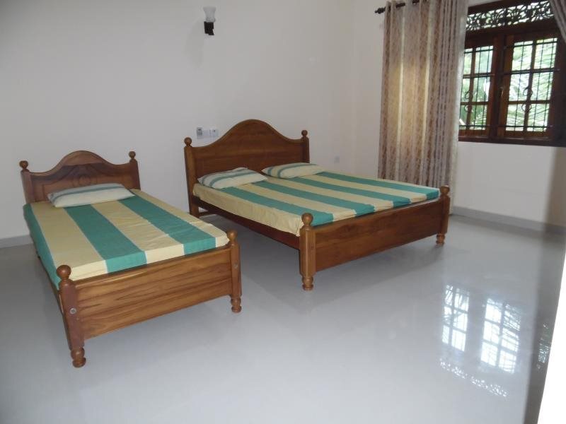 Матара: Freedom City Resort