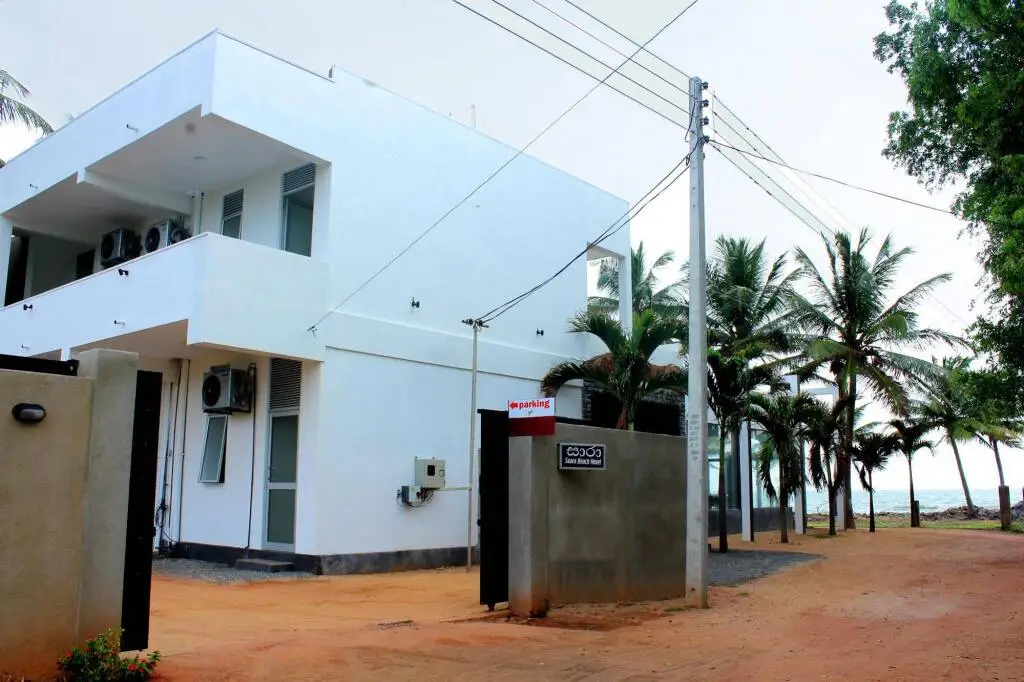Saara Beach Hotel — фото 1