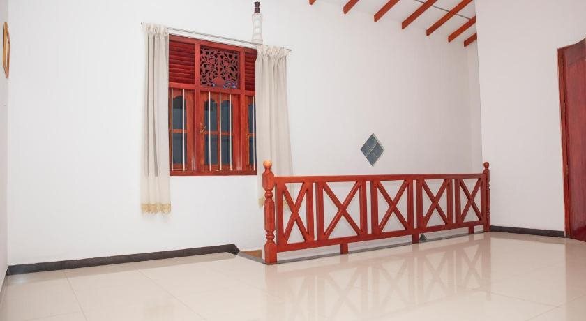 Хиккадува: White Horse Guesthouse