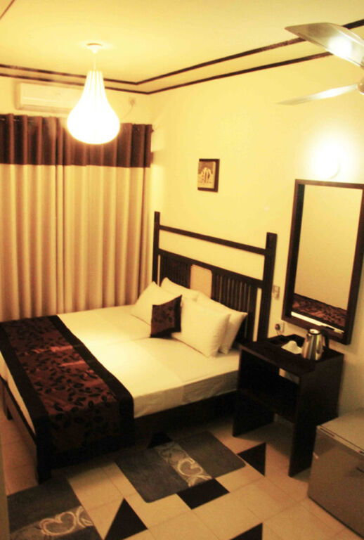 Катарагама: Gregory's Safari Bungalow Yala