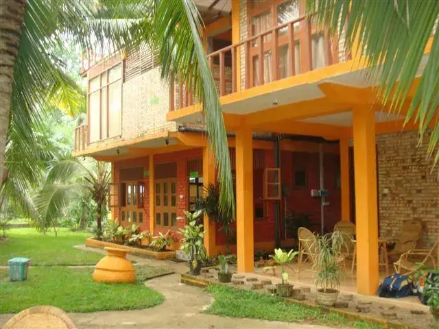 Курунегала: Haritha Niwahana Holiday Resort