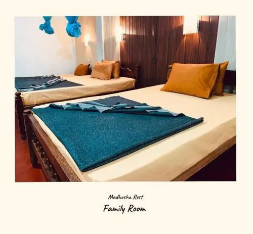 Ратнапура: Madhusha Rest Hotel