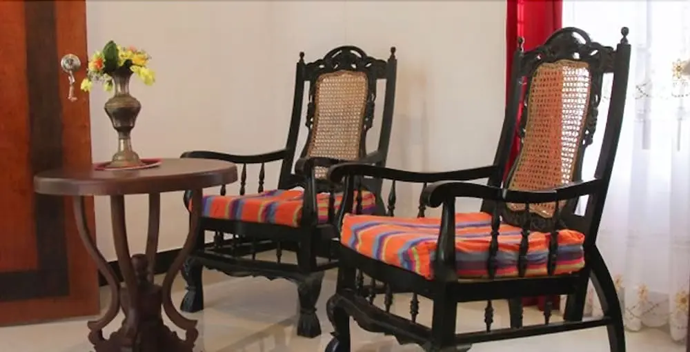 Хиккадува: Navora Homestay