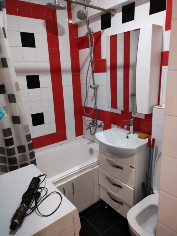 Сочи: 2kh Komnatnye Apartments