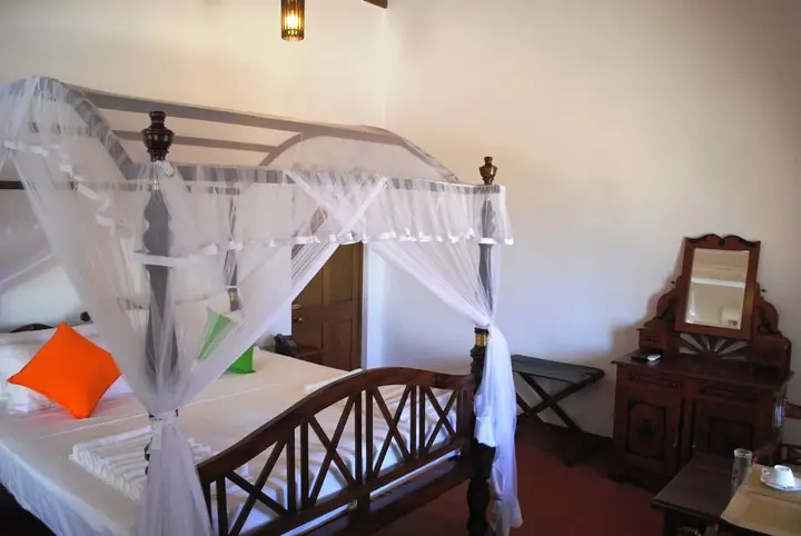 Негомбо: Miura Dutch Edge Hotel