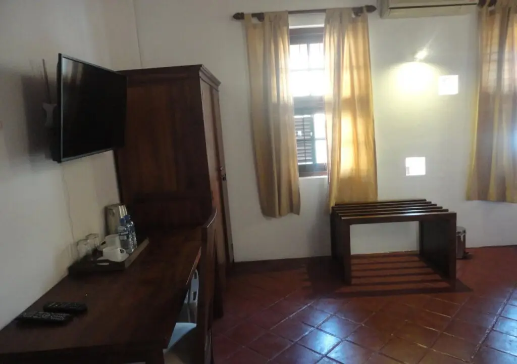 Коломбо: Robert Residence