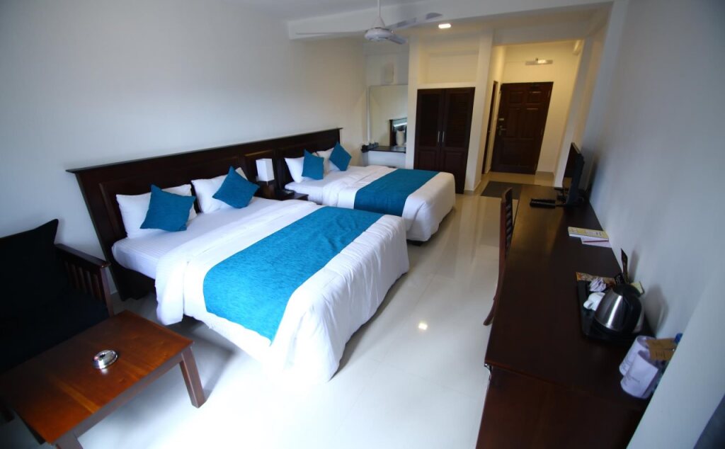 Канди: Hotel Gangaaddara