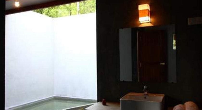Ратнапура: Bandura Kalawana Hotel