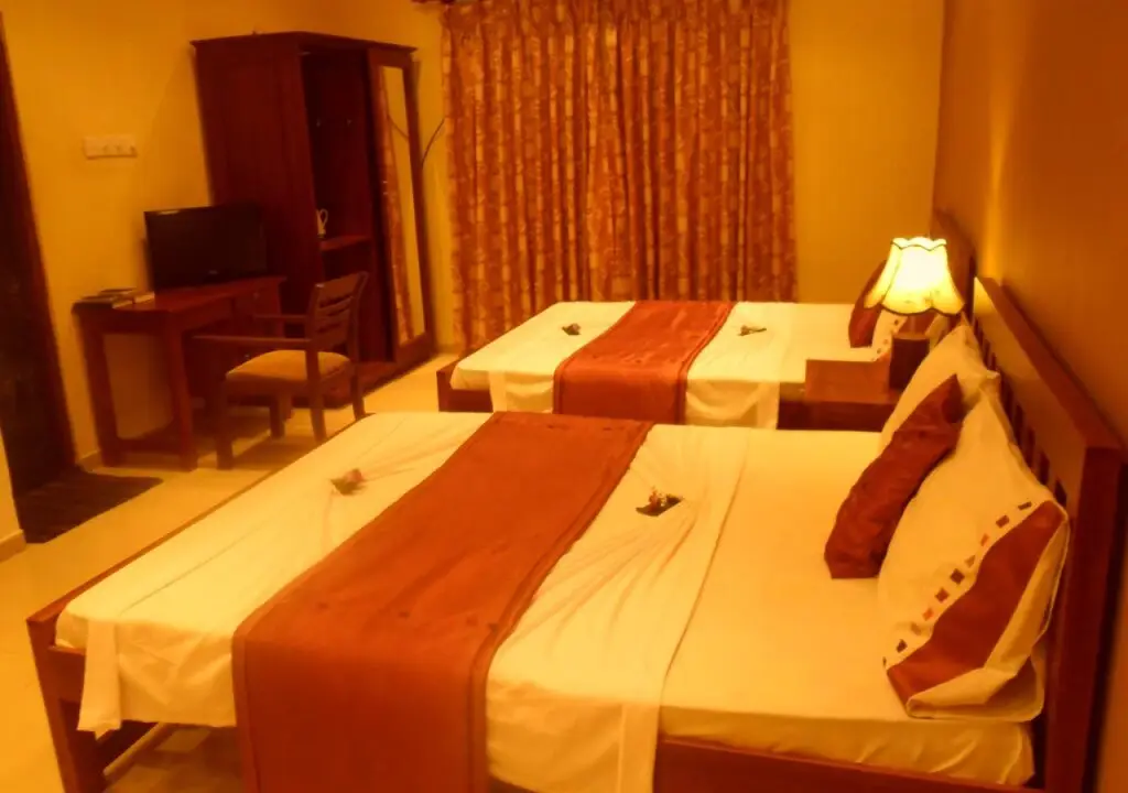 Гора Lavinia: Yoho Zion Inn