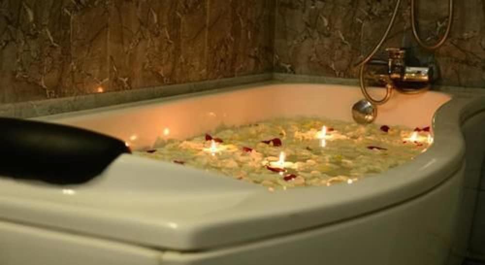 Гора Lavinia: Yoho Hotel Road