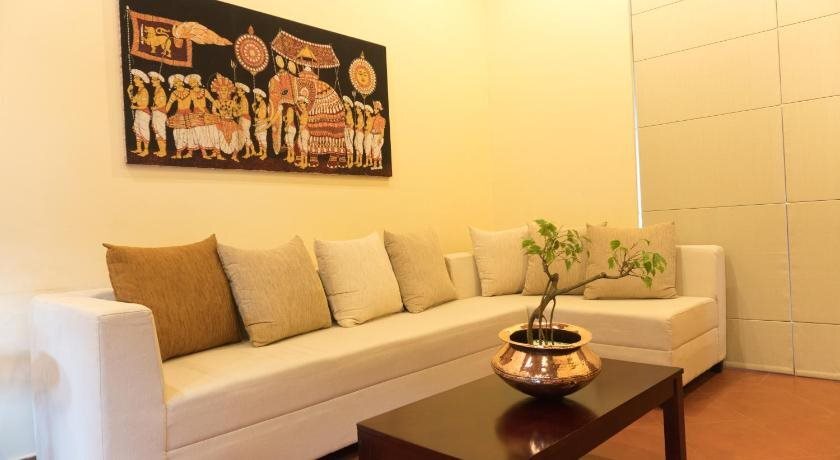 Канди: Aronka Homestay