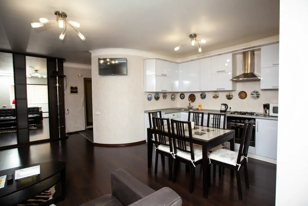 Краснодар: Na Kubanskoj Naberezhnoj Apartments