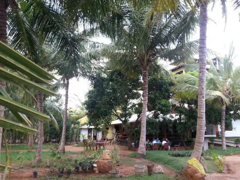 Тиссамахарама: Coconut Garden Hotel and Restaurant