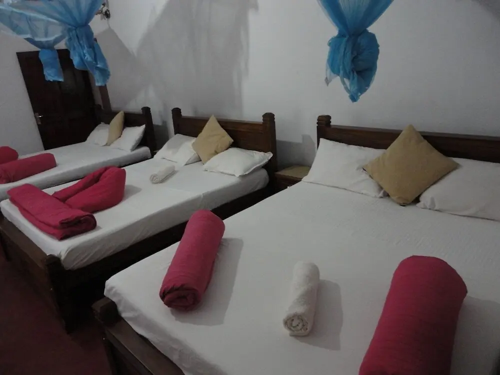 Ратнапура: Castlereigh Holiday Inn and Cottages