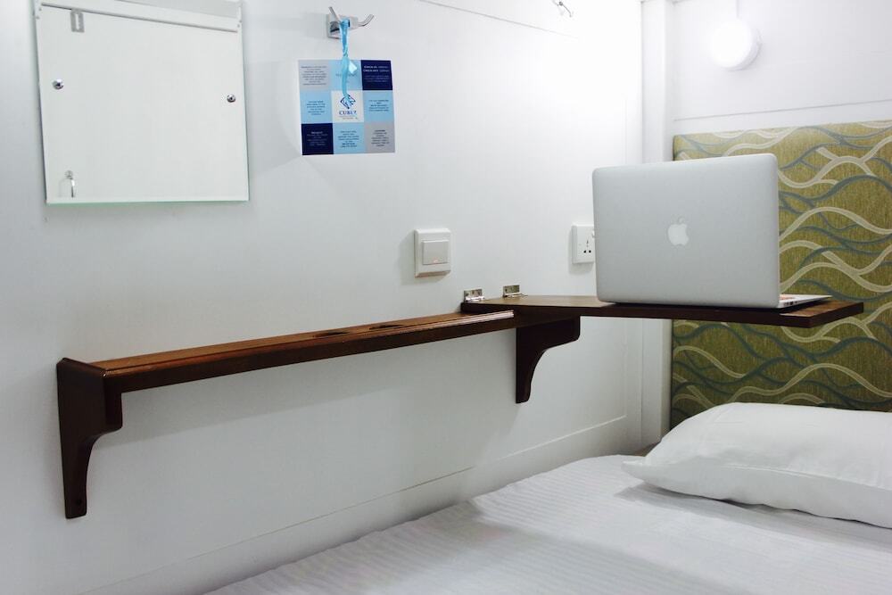 Гора Lavinia: CUBEZ Capsule Hotels Colombo Beach - Hostel