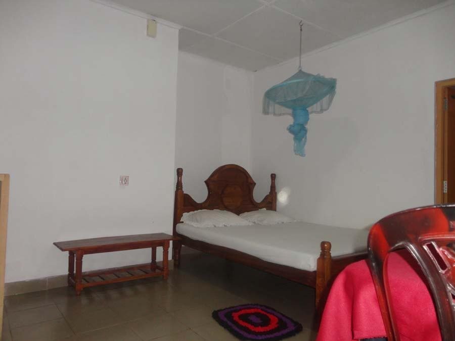 Дамбулла: Deshani Holiday Inn