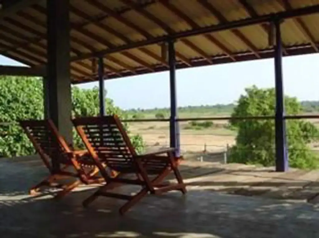 Киринда: Yala First Hostel