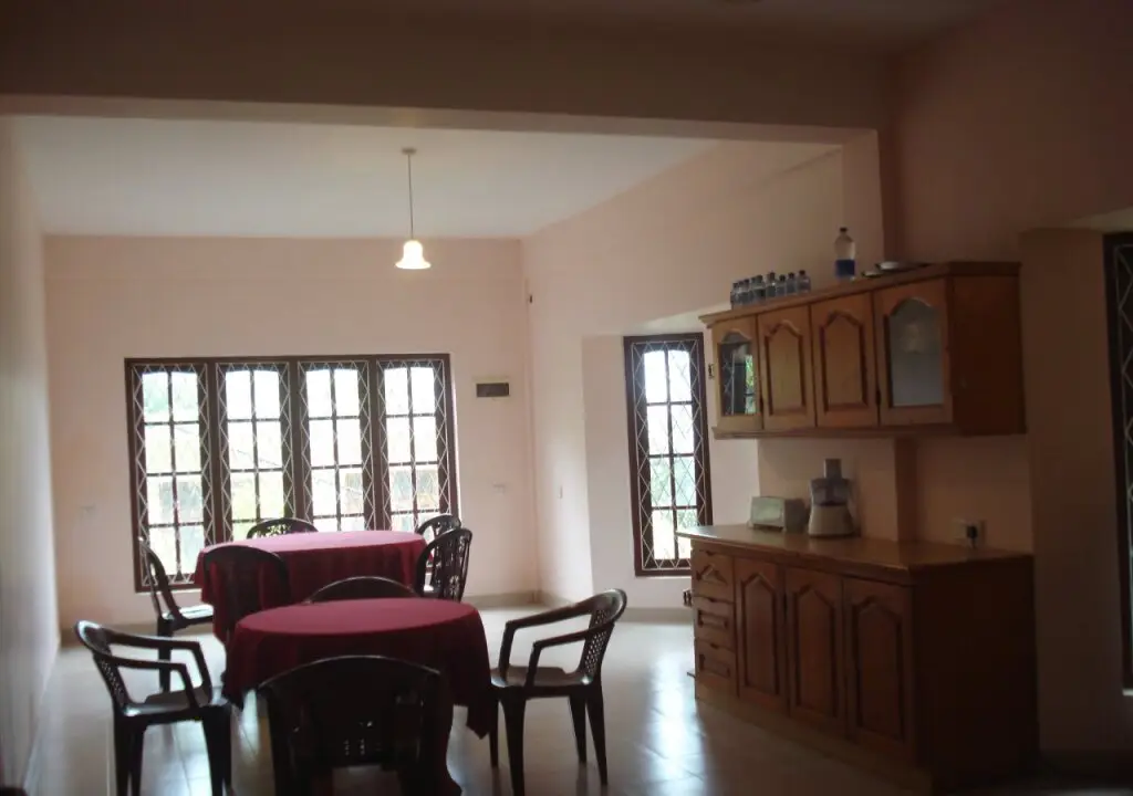 Канди: Amazing Holidays Inn