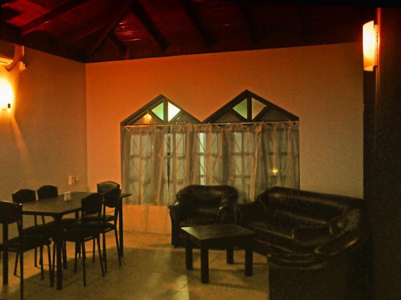 Тангалла: Whitehouse Guest House
