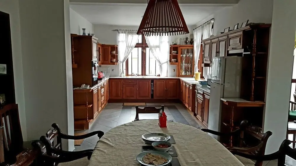 Нувара-Элия: Amazing Family Home