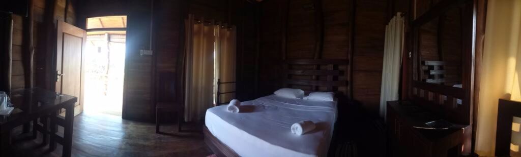 Палатупана: yala caravan village
