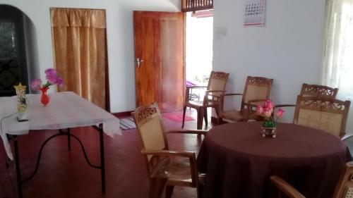 Хабарадува: Flower Garden Guest House
