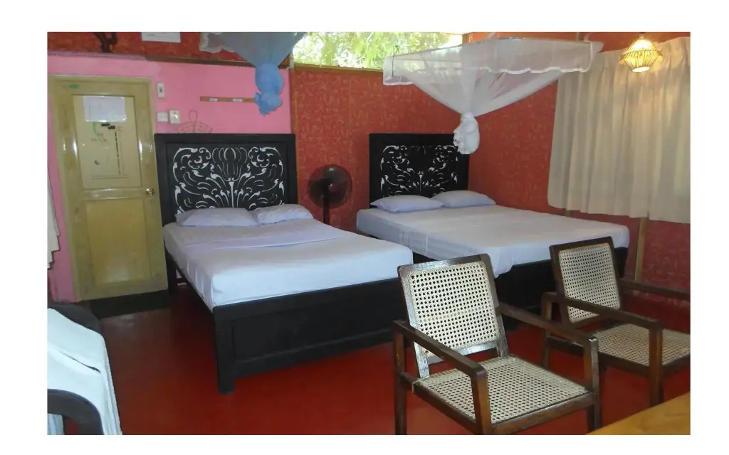 Хандунгамува: Safari Village Hotel